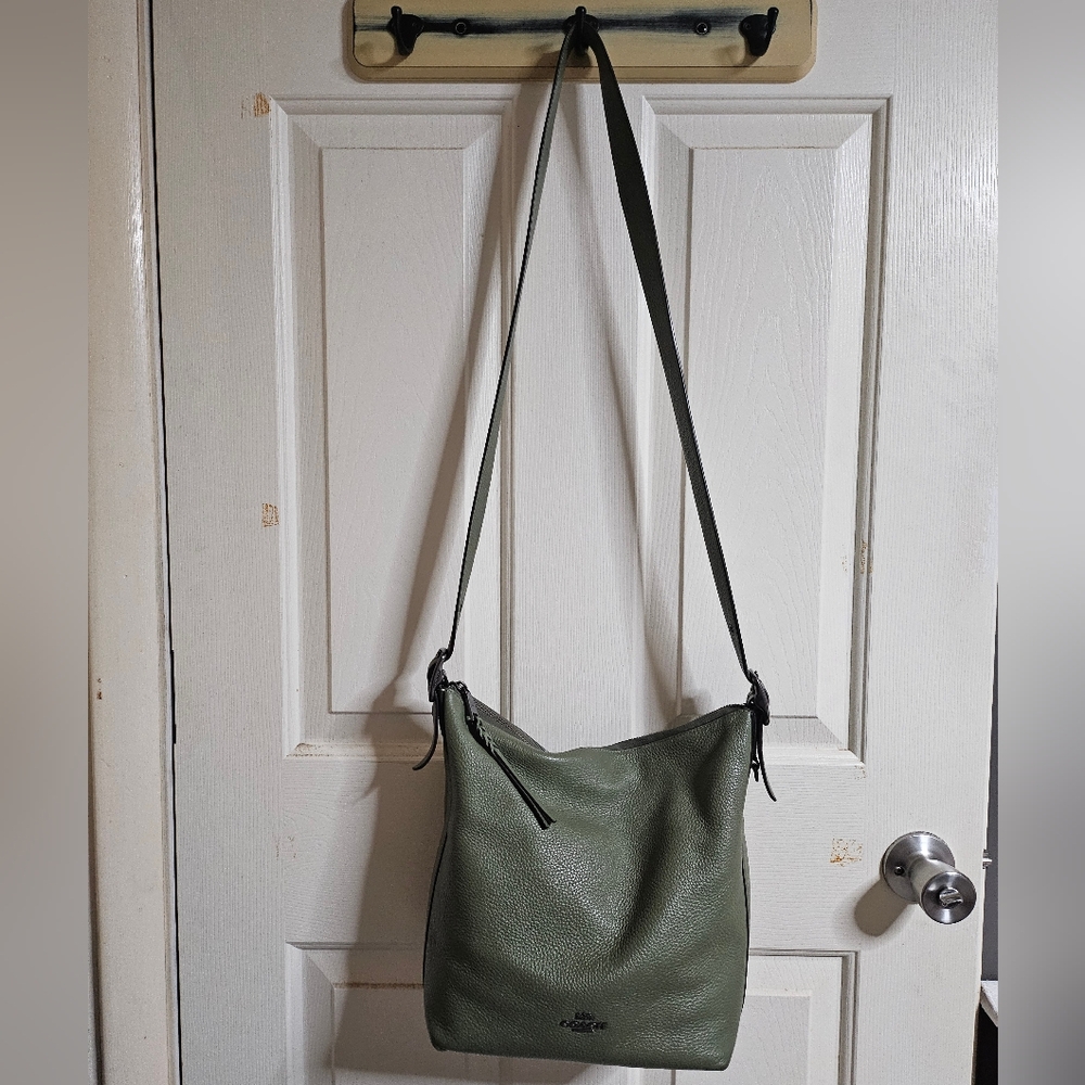 Coach Shoulder Bag - Picture 2 of 7
